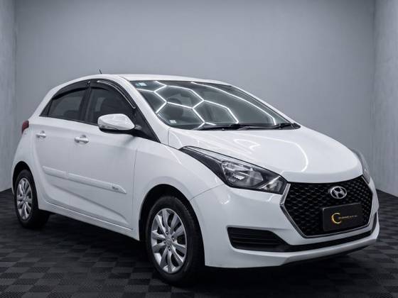 HYUNDAI HB20 1.0 COMFORT 12V FLEX 4P MANUAL HYUNDAI HB20 1.0 COMFORT 12V FLEX 4P MANUAL